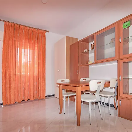 Kamarina Land Bed and Breakfast